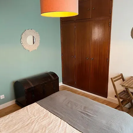 Housing Floor With Private Yard Apartment