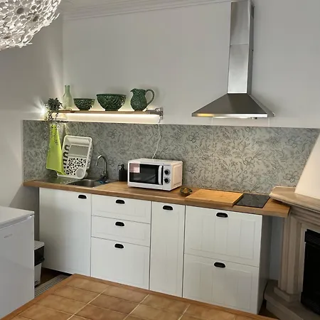 Housing Floor With Private Yard